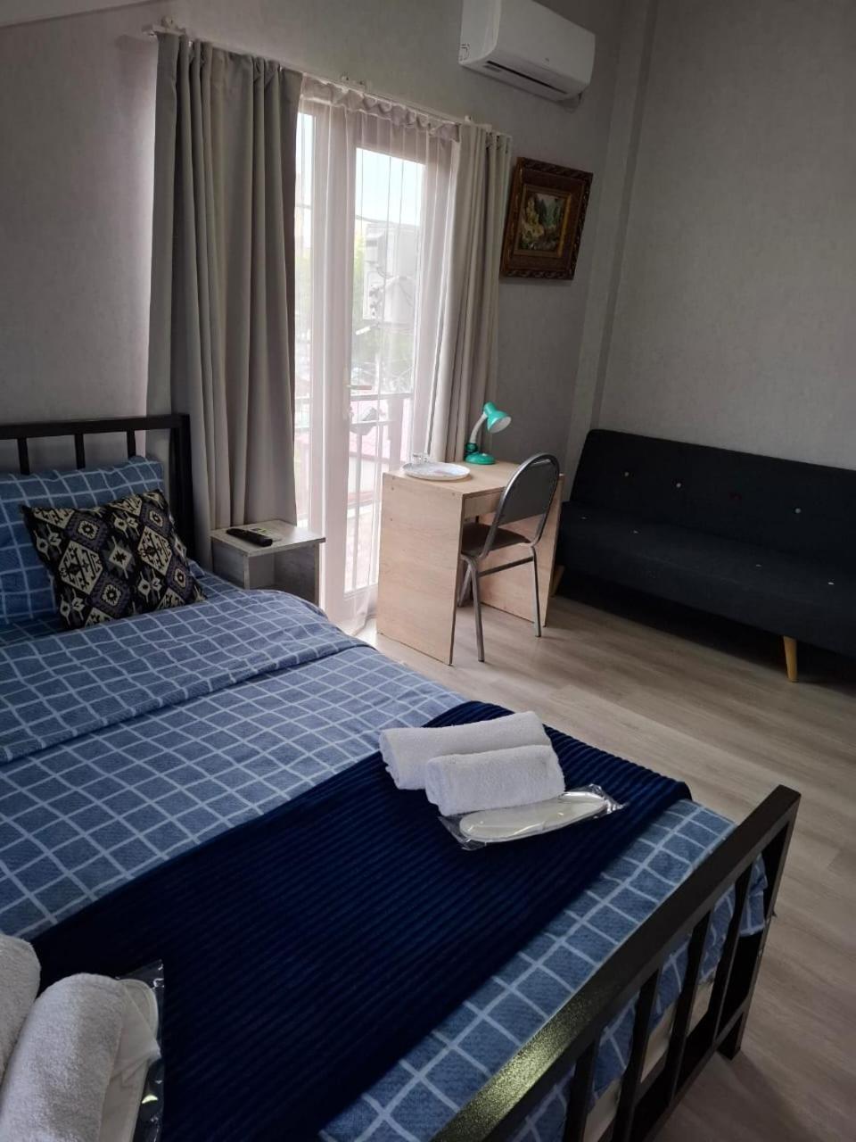 Hotel Tradicia Tbilisi Room photo